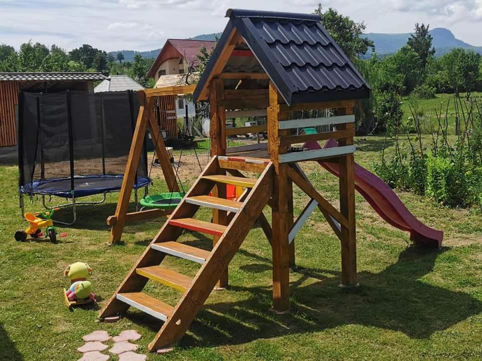 Budeşti Pensiune Agroturistica "Casa Teodora" מראה חיצוני תמונה